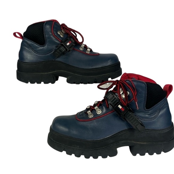 Tommy Hilfiger Shoes - Vintage Y2K Tommy Hilfiger Navy Blue Chunky Leather Boots Lug Sole.